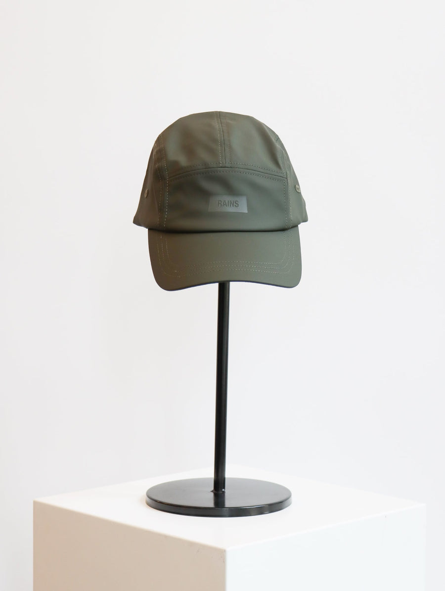 5 Panel Cap in Green by RAINS