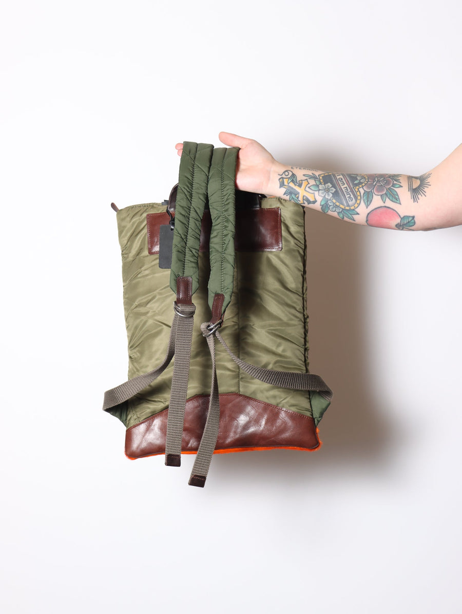 Back Up Flat Bag in Olive by Minnessak