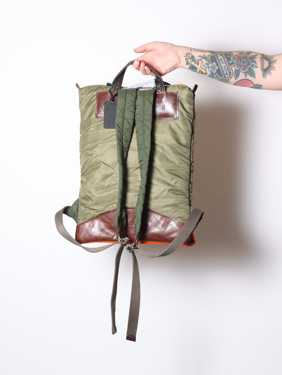 Back Up Flat Bag in Olive by Minnessak