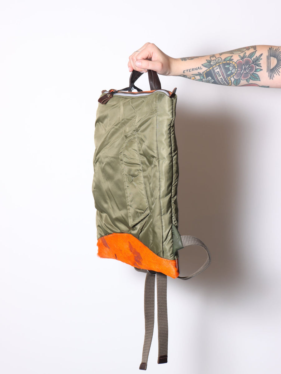 Back Up Flat Bag in Olive by Minnessak