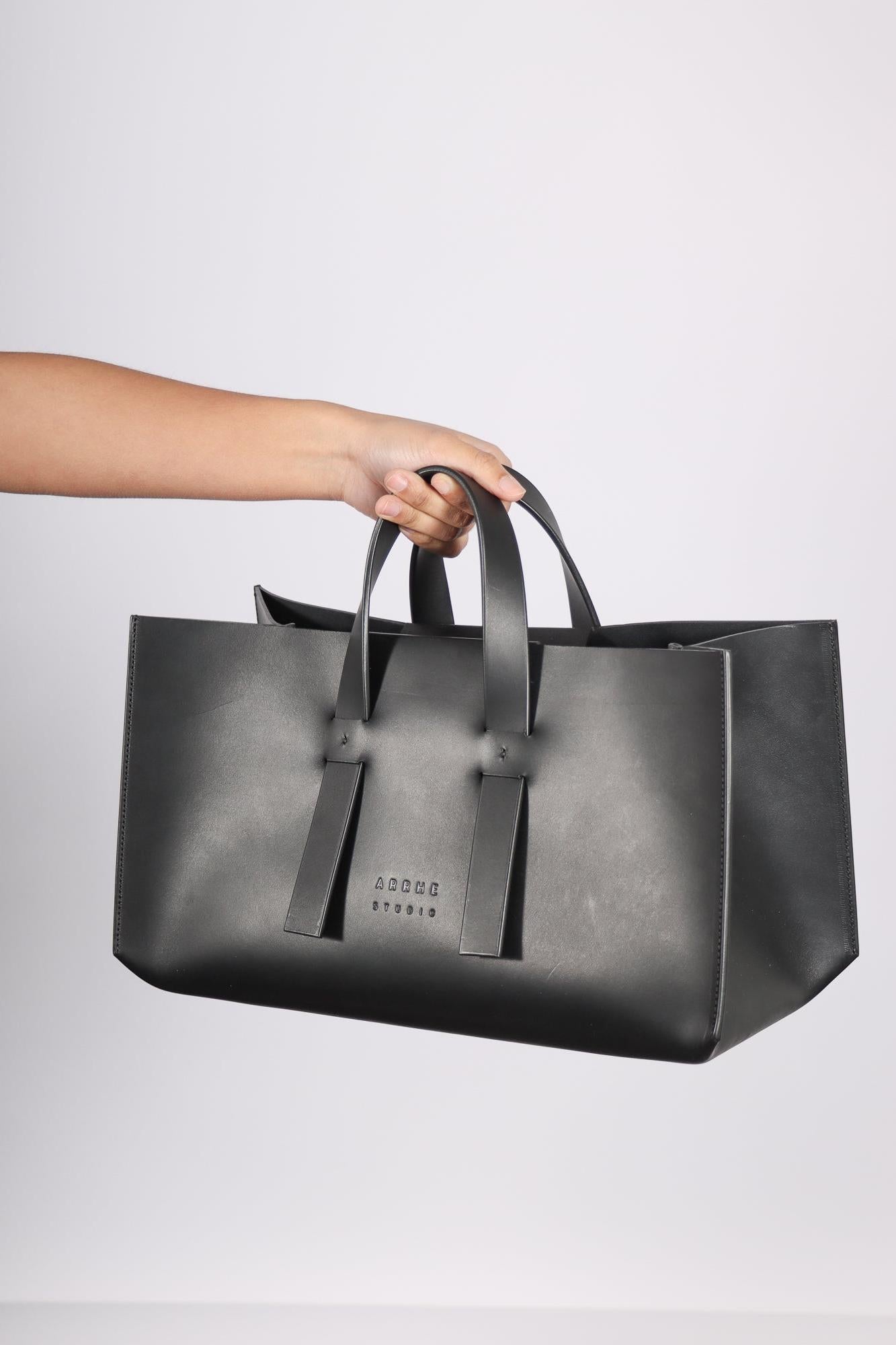 DoppioCubo Handbag in Black by Arrhe Studio-Idlewild