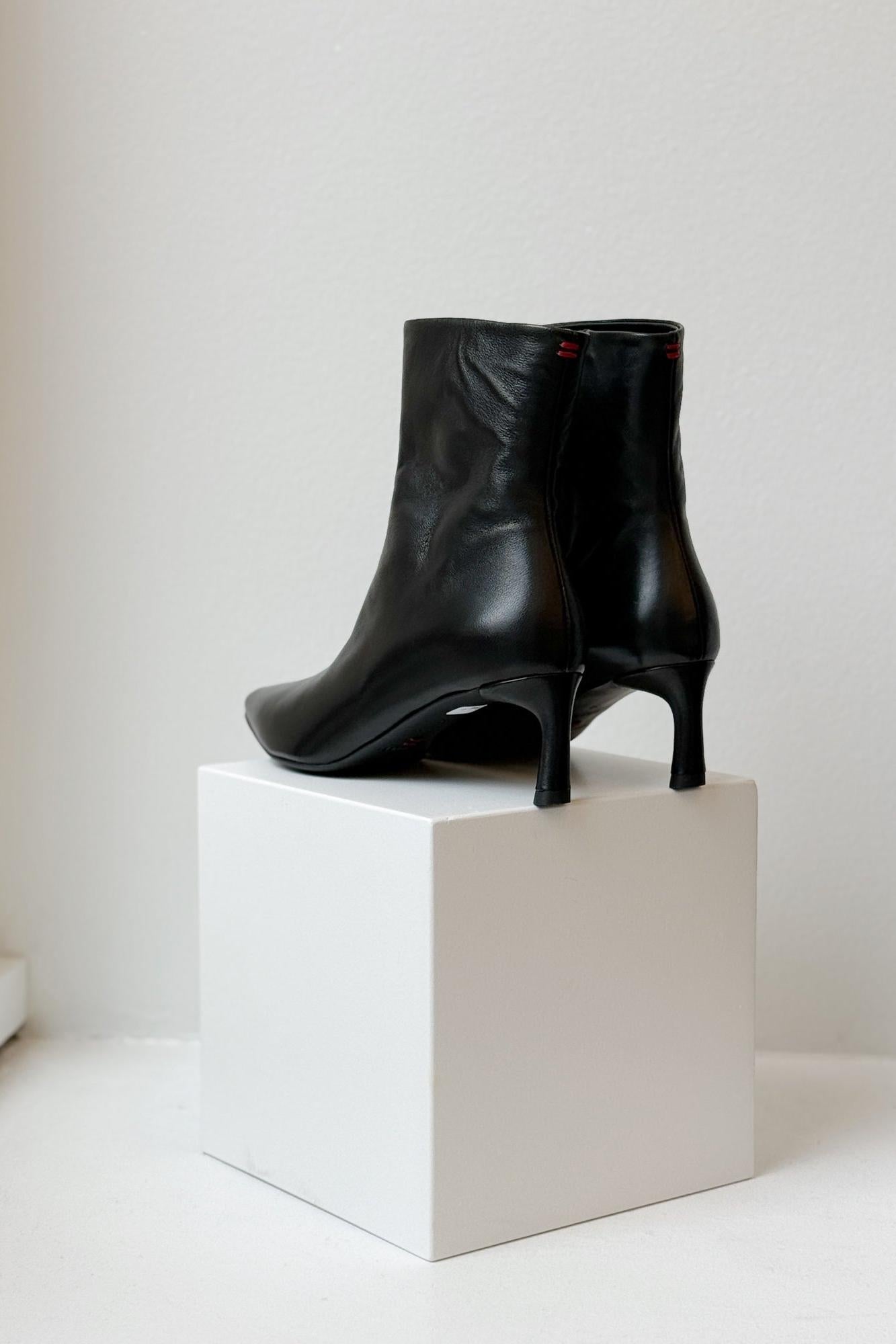 Gil Kitten Boot in Baron Nero by Halmanera-Halmanera-Idlewild