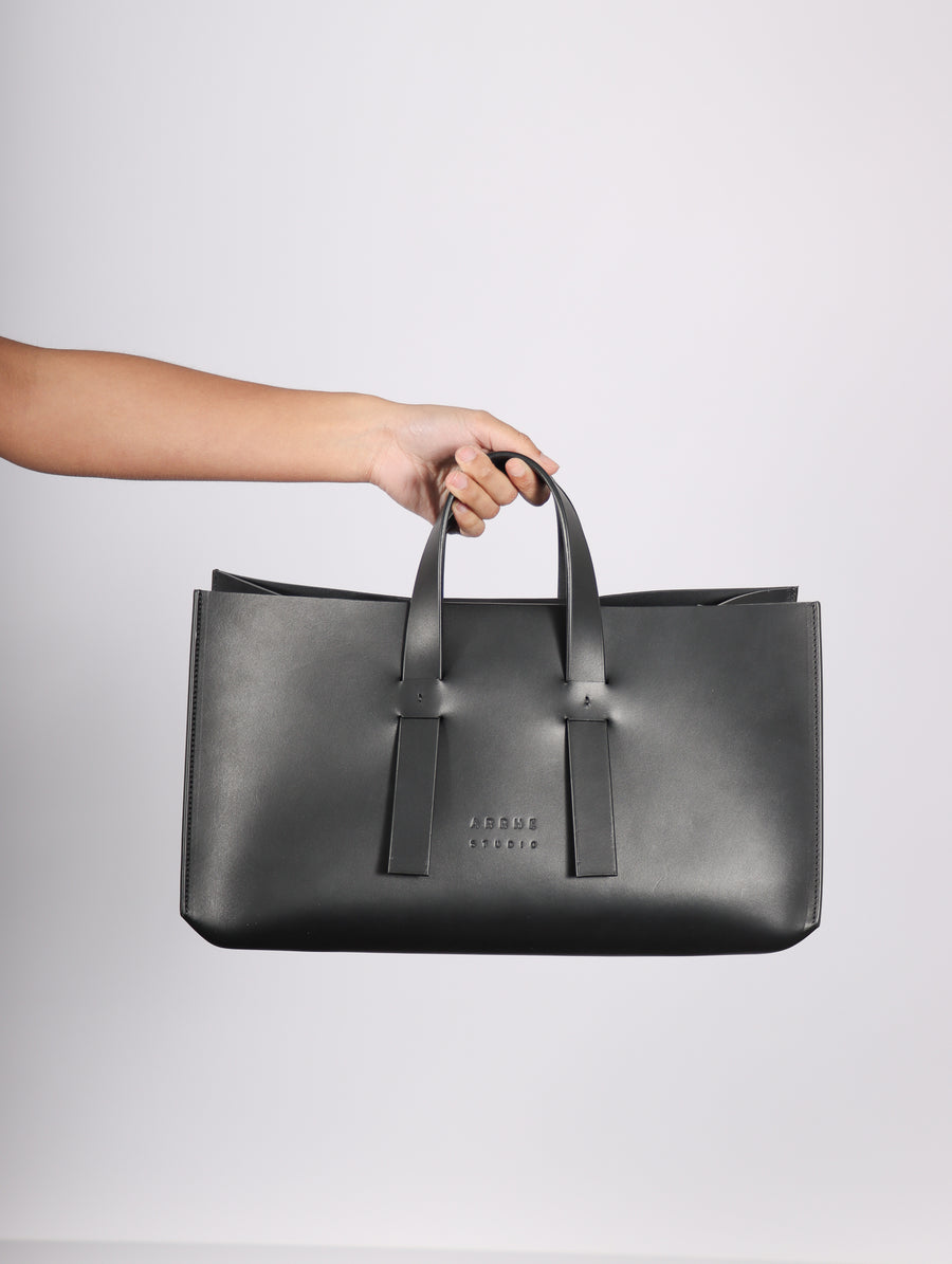 DoppioCubo Handbag in Black by Arrhe Studio-Idlewild