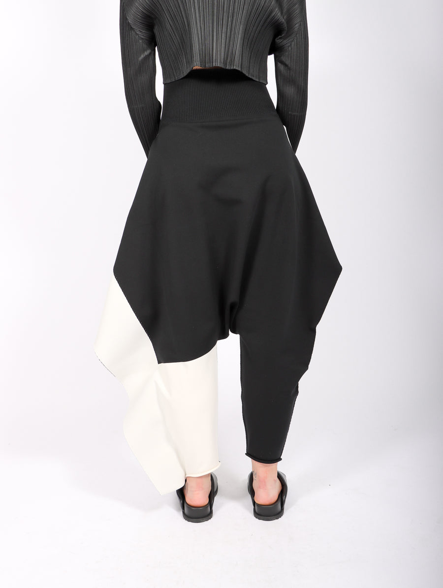 HOLD OFFLINE Shape Canvas Pants in White & Black by Issey Miyake-Idlewild