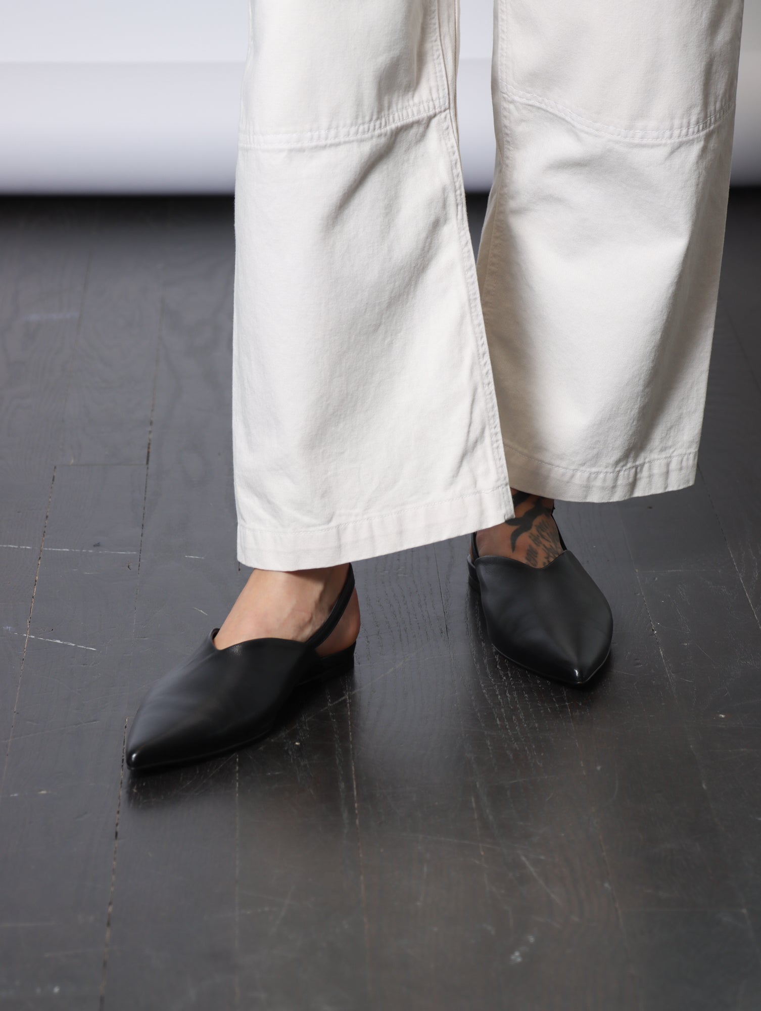 Las Pointed Flat in Baron Nero by Halmanera-Halmanera-Idlewild