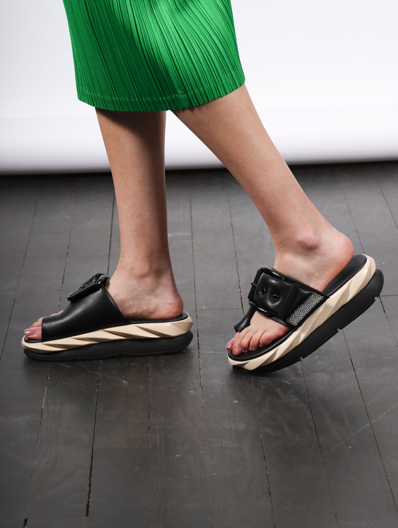 Mellow Glow in Oreo by 4CCCCEES-4CCCCEES-Idlewild