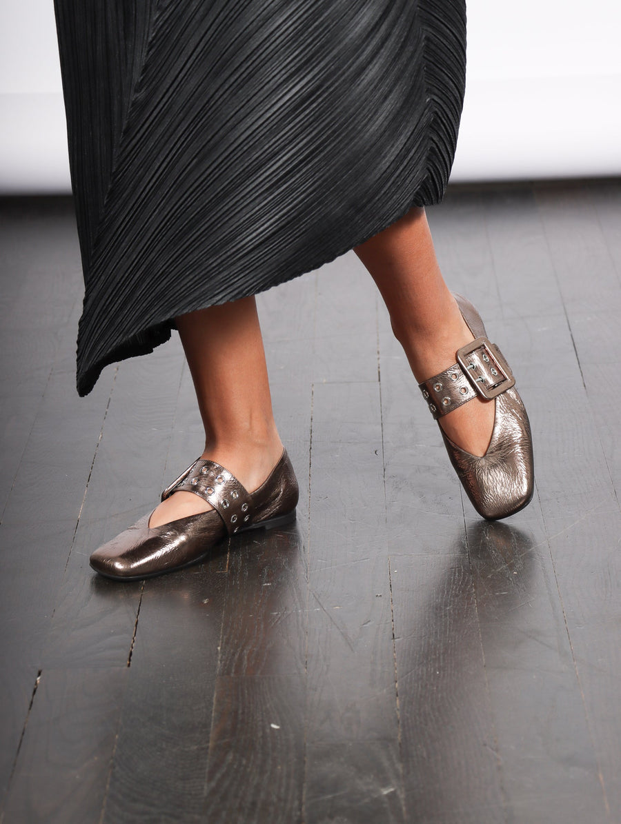 Peg Ballet Flat in Metal Bronzo by Halmanera