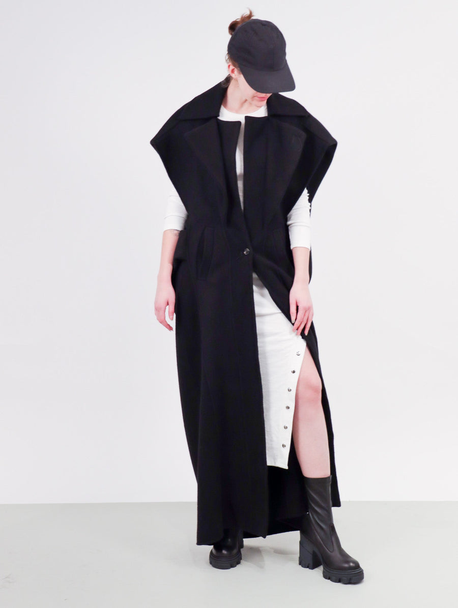 Sleeveless Cocoon Long Wool Coat in Black by Nguyễn Hoàng Tú-Nguyen Hoang Tu-Idlewild