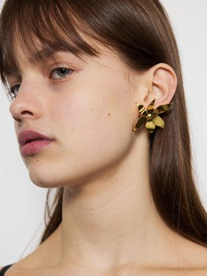 Small Estelle Flower Earrings in Gold by Eyland-Jewelry-Eyland-Idlewild
