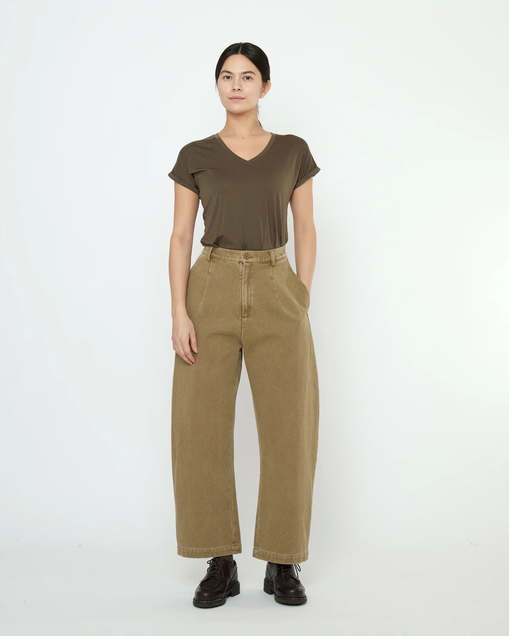 Tailored Curve Legged Trouser in Kelp by 7115 by Szeki-Bottoms-7115 by Szeki-Idlewild