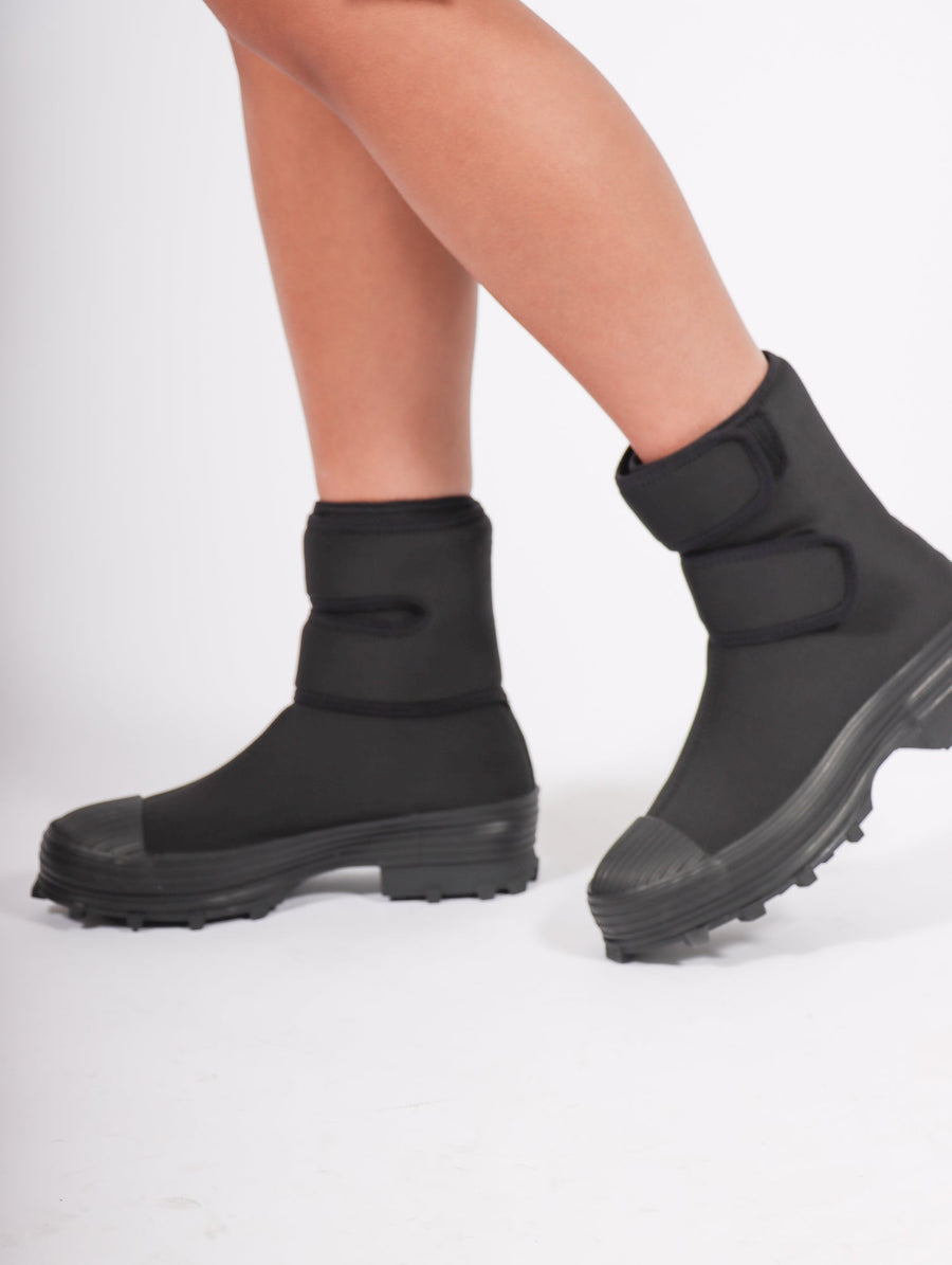 Traktori Boots in Black by Camper Lab-Idlewild